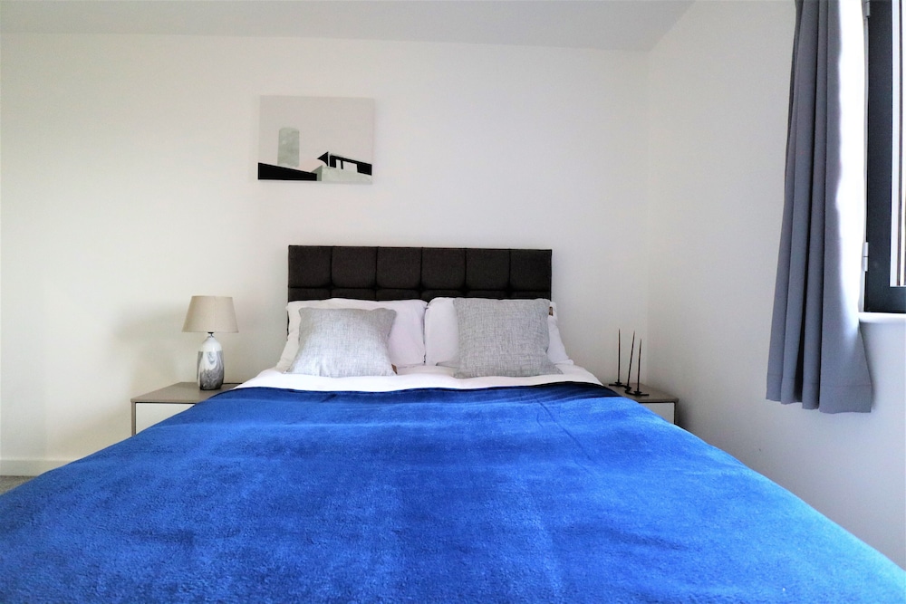 Central Garden Apartments Liverpool view 2