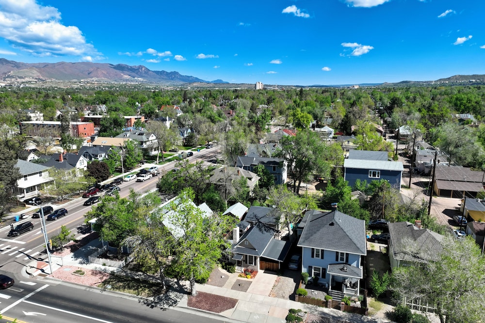 Mid-Uintah Cottages
