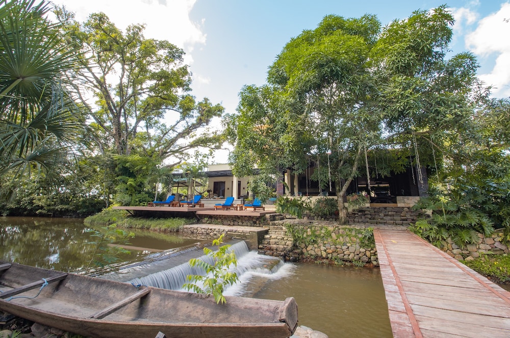 Hacienda Boutique