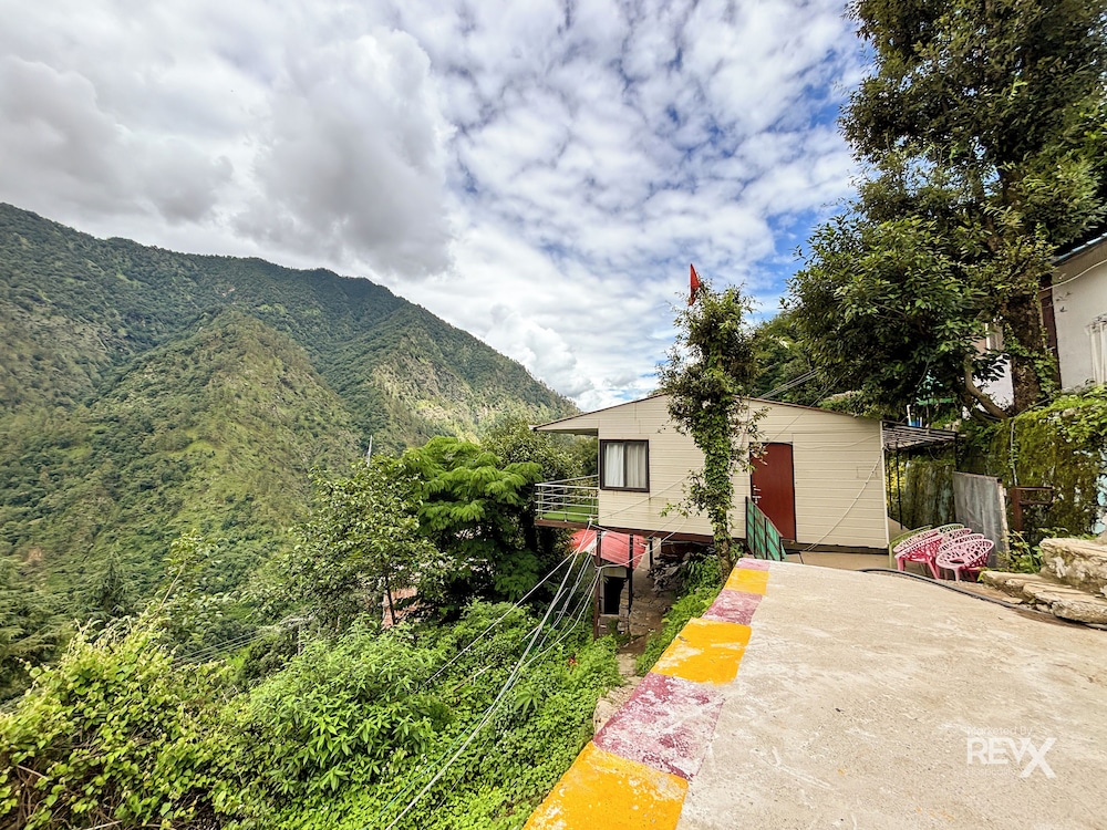 The Sona Heli Resort