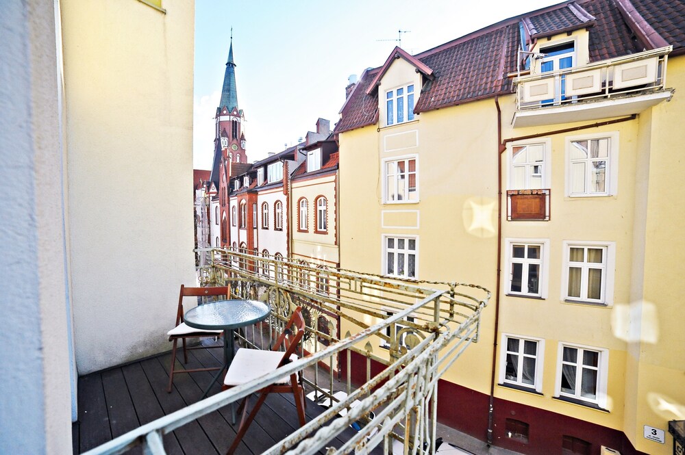 Grand Apartments