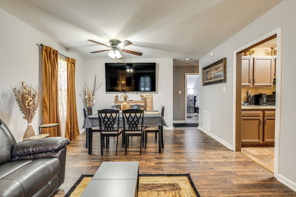 5 Mi to Dtwn: Family-friendly Home in Richmond!