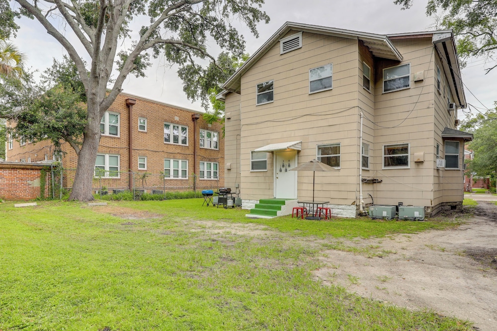 Walk to King Street Eats! Condo in Jacksonville