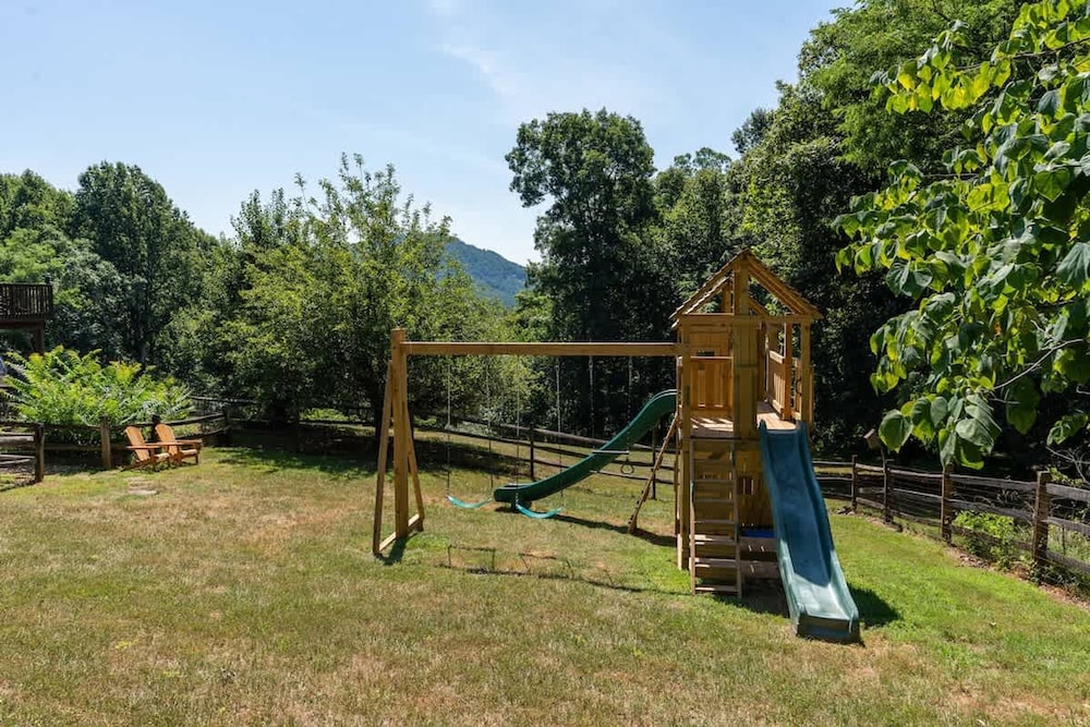 Love Afton Cabin - Family Home