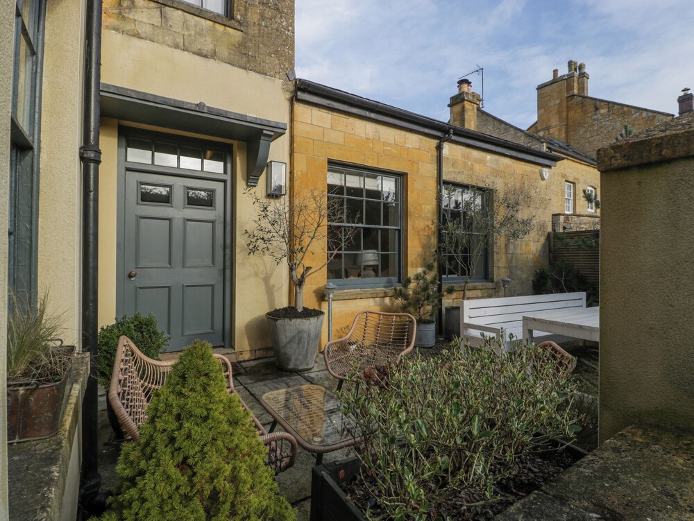 Cotswold House
