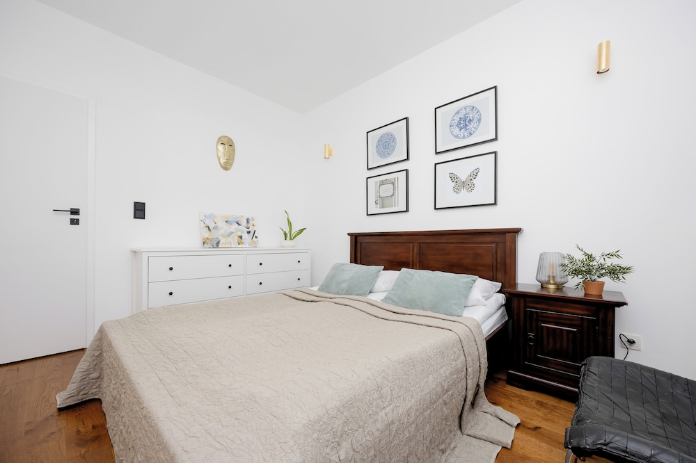 Karlińskiego Apartment Warsaw by Renters