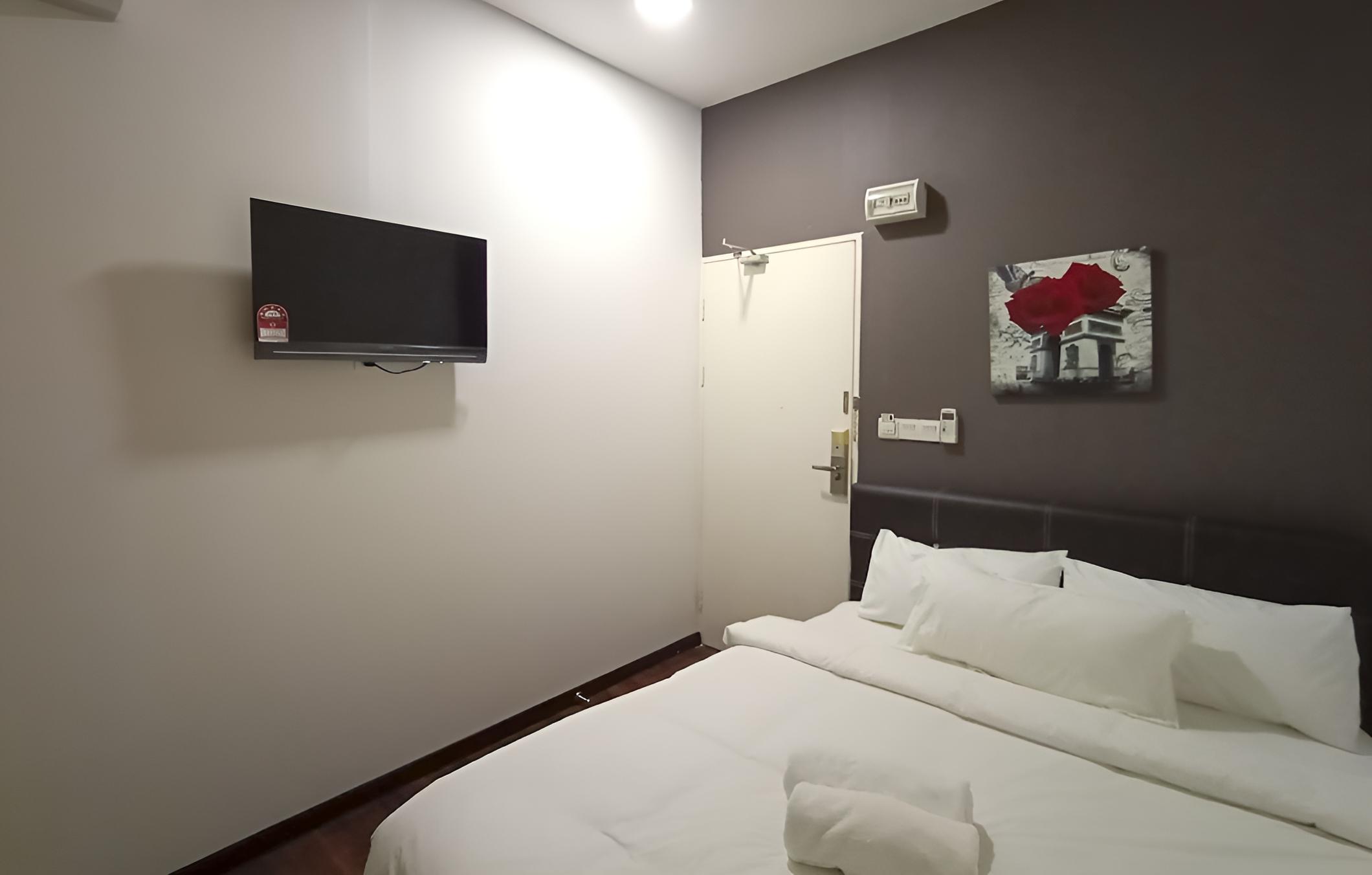 OYO HOME 90260 Natol Homestay London
