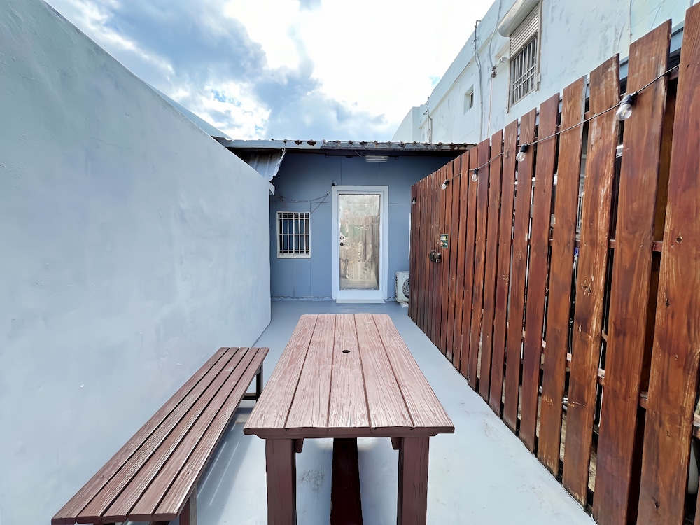 返璞歸真KO hostel 墾丁背包客棧