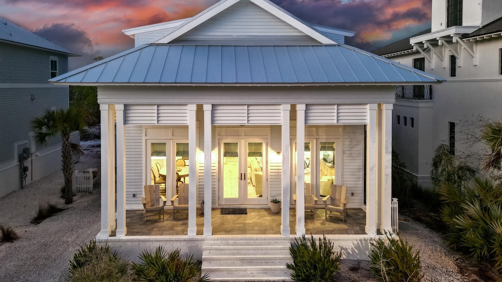 Beach Hangar by Southern Vacation Rentals