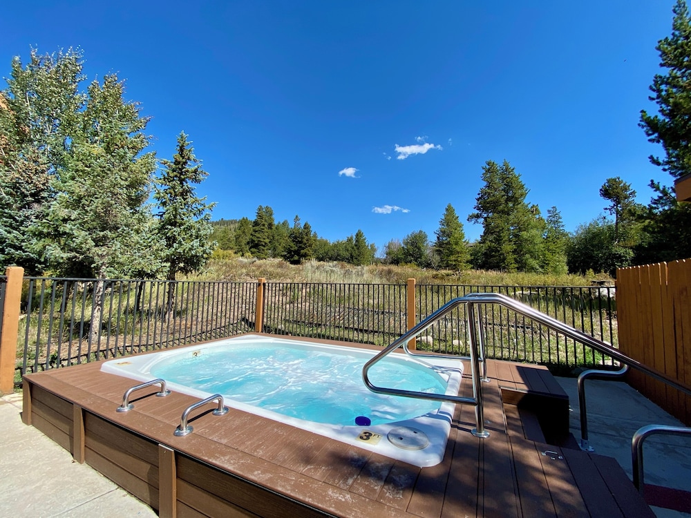 Antlers Gulch 501 by SummitCove Vacation Lodging