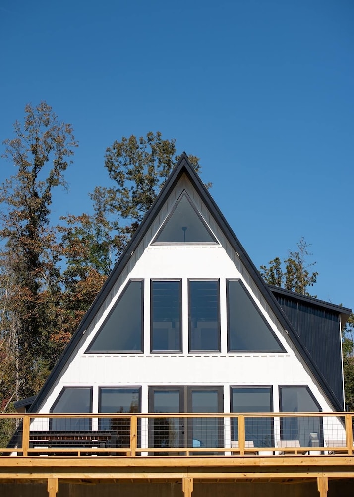 Afton Peak in Faber With 5 Bedrooms and 3 5 Bathrooms