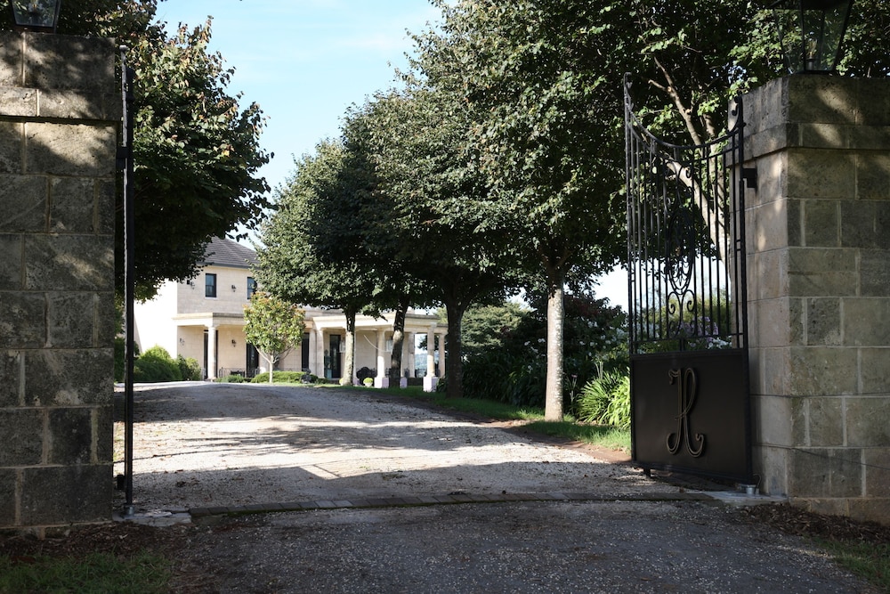 Linden Hall