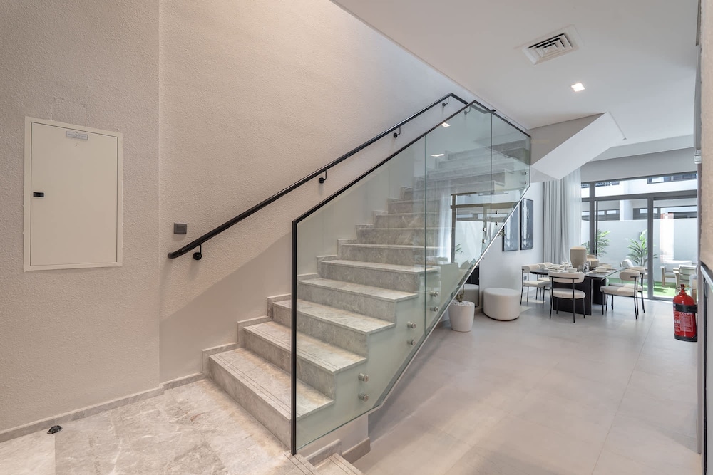 Classy 4-bedroom Villa With Spacious Balcony in Nad Al Sheba