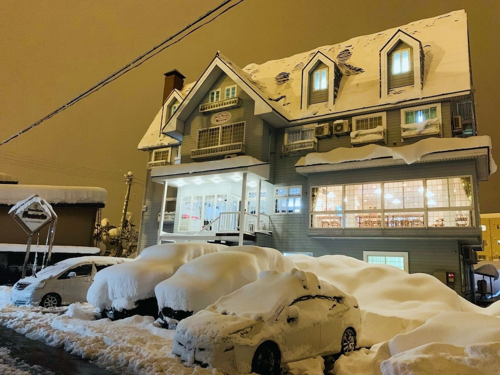 SnowHouse Memorie