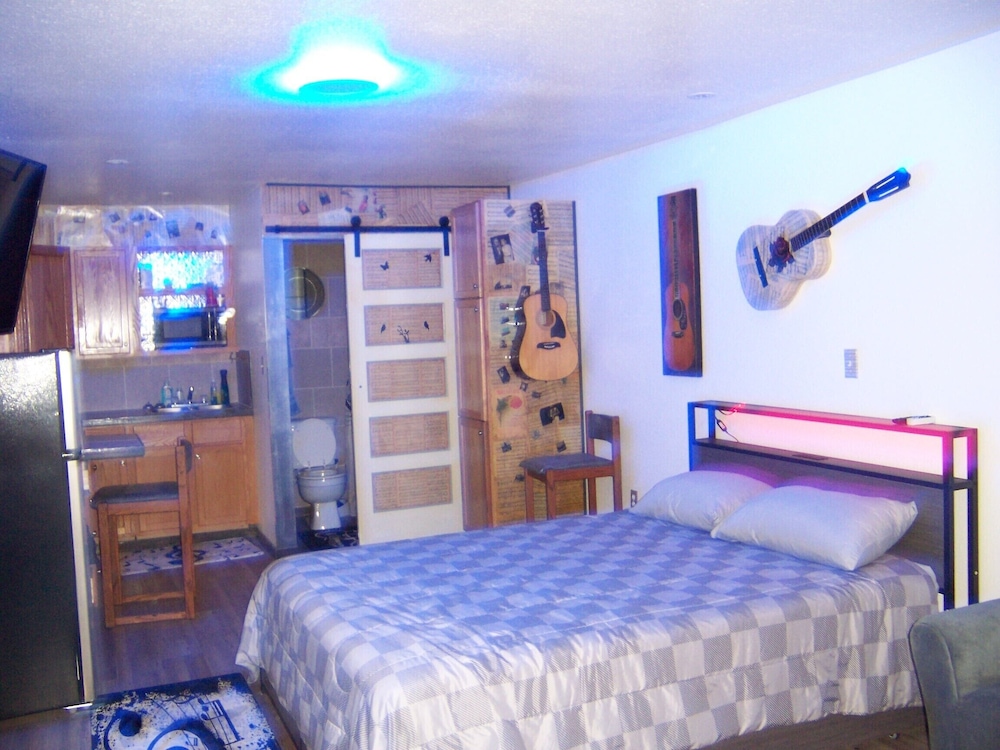 The Buzzards Nest