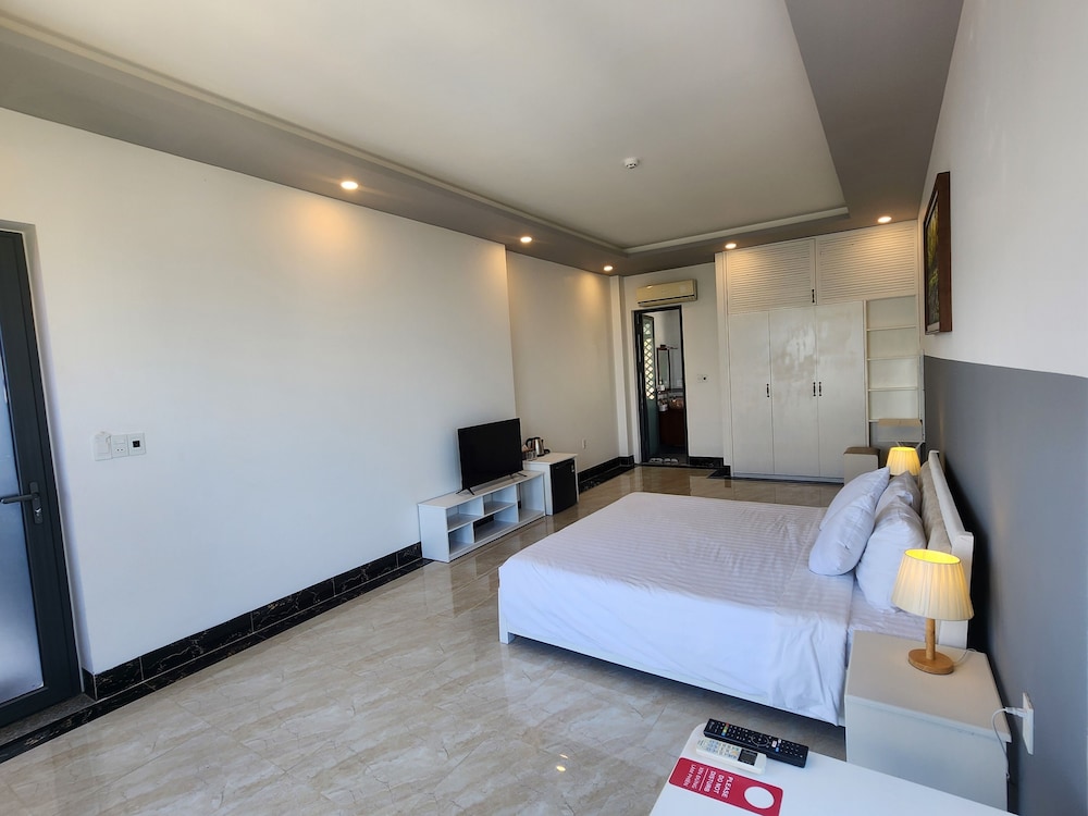 Sunny Shore Resort