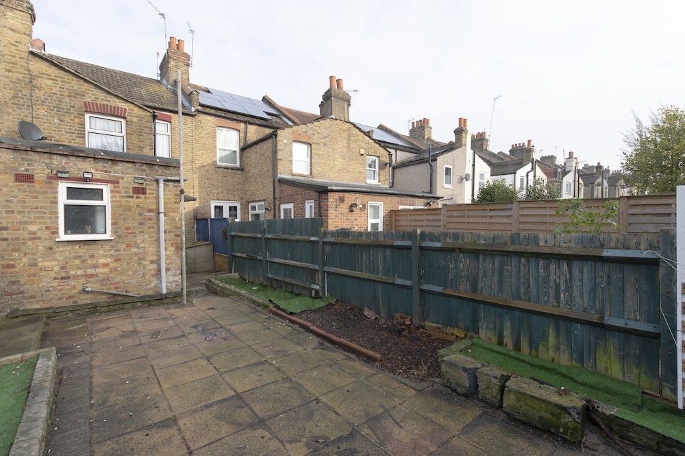 outdoor bbq area