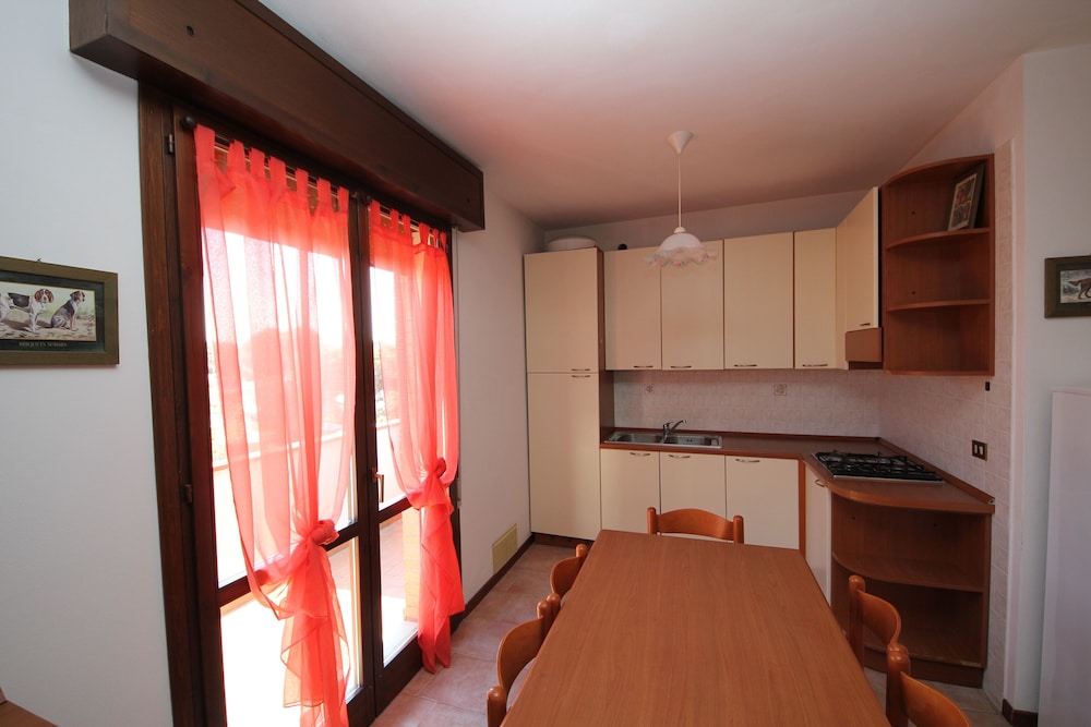 Apartment 150m From the Beach