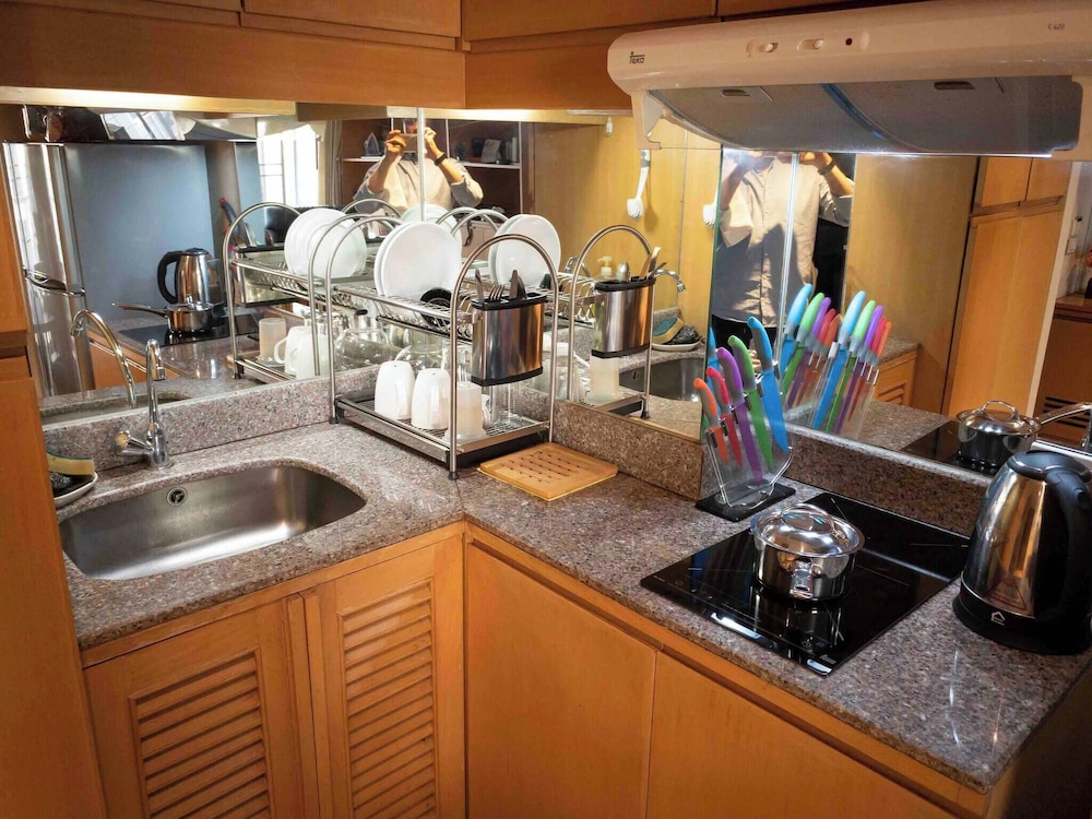 Peaceful and Quiet Apartment on Changklan Road