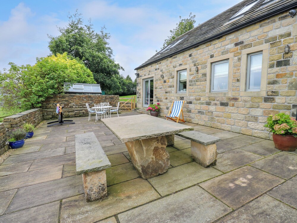 Black House Cottage