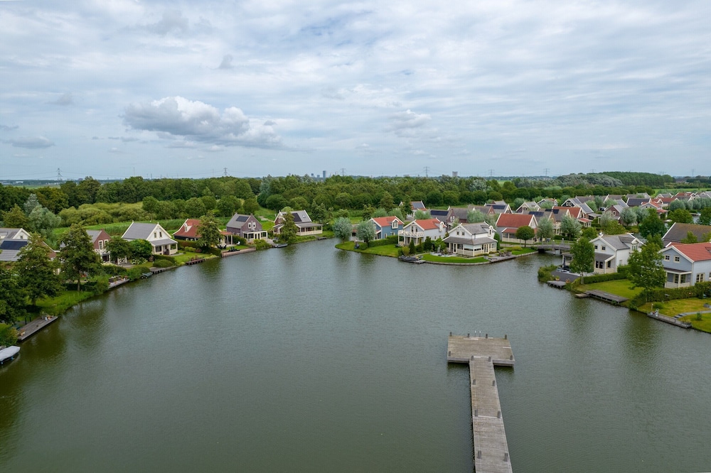Bungalow in South Holland With Private Jetty