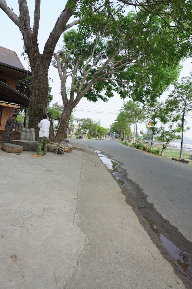 Photo 25
