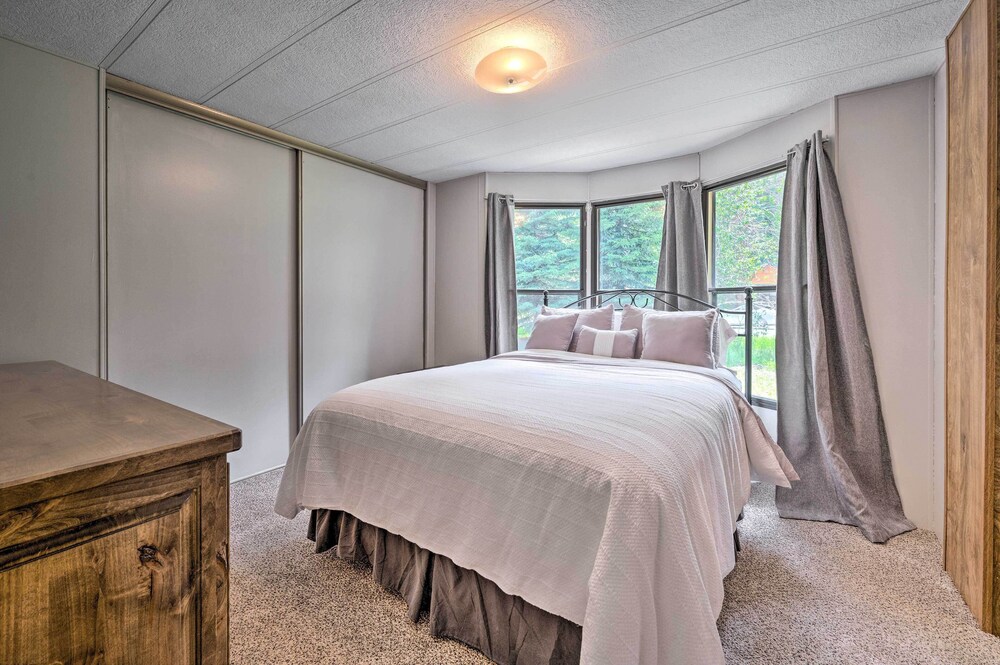 Cute Donnelly Cabin in the Woods w/ Fire Pit! view 5