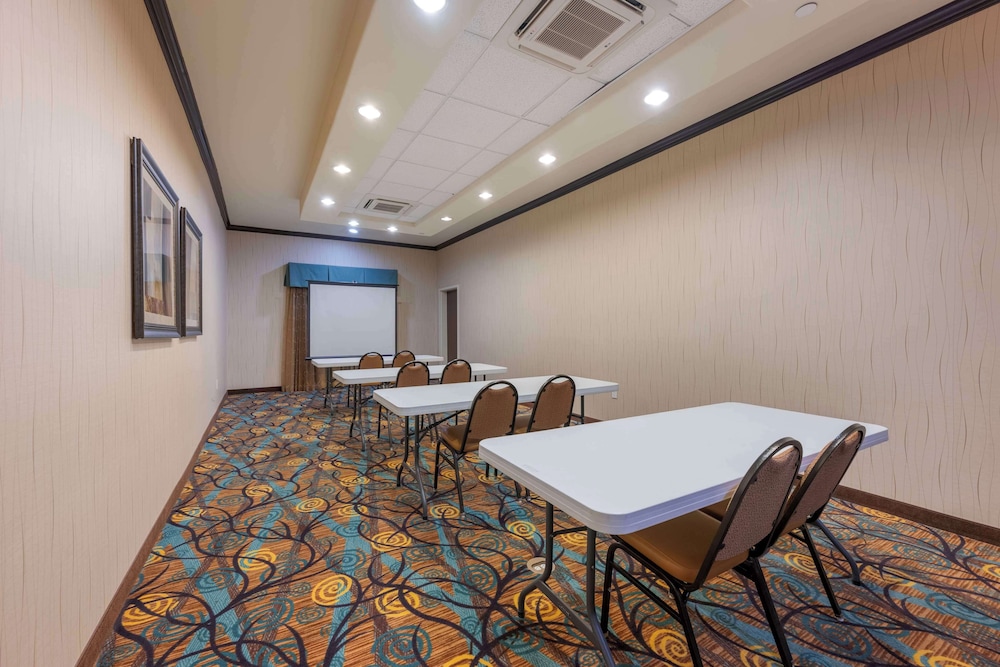 meeting & event spaces