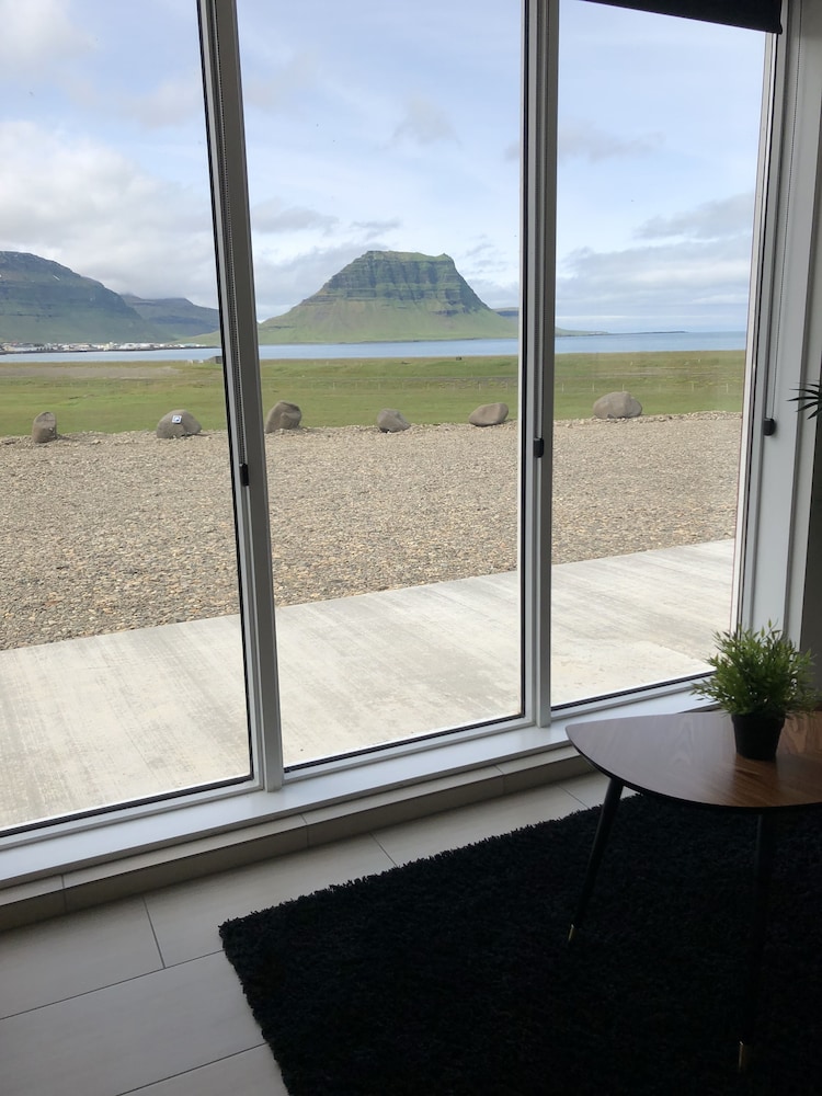 Kirkjufell Guesthouse and Apartments