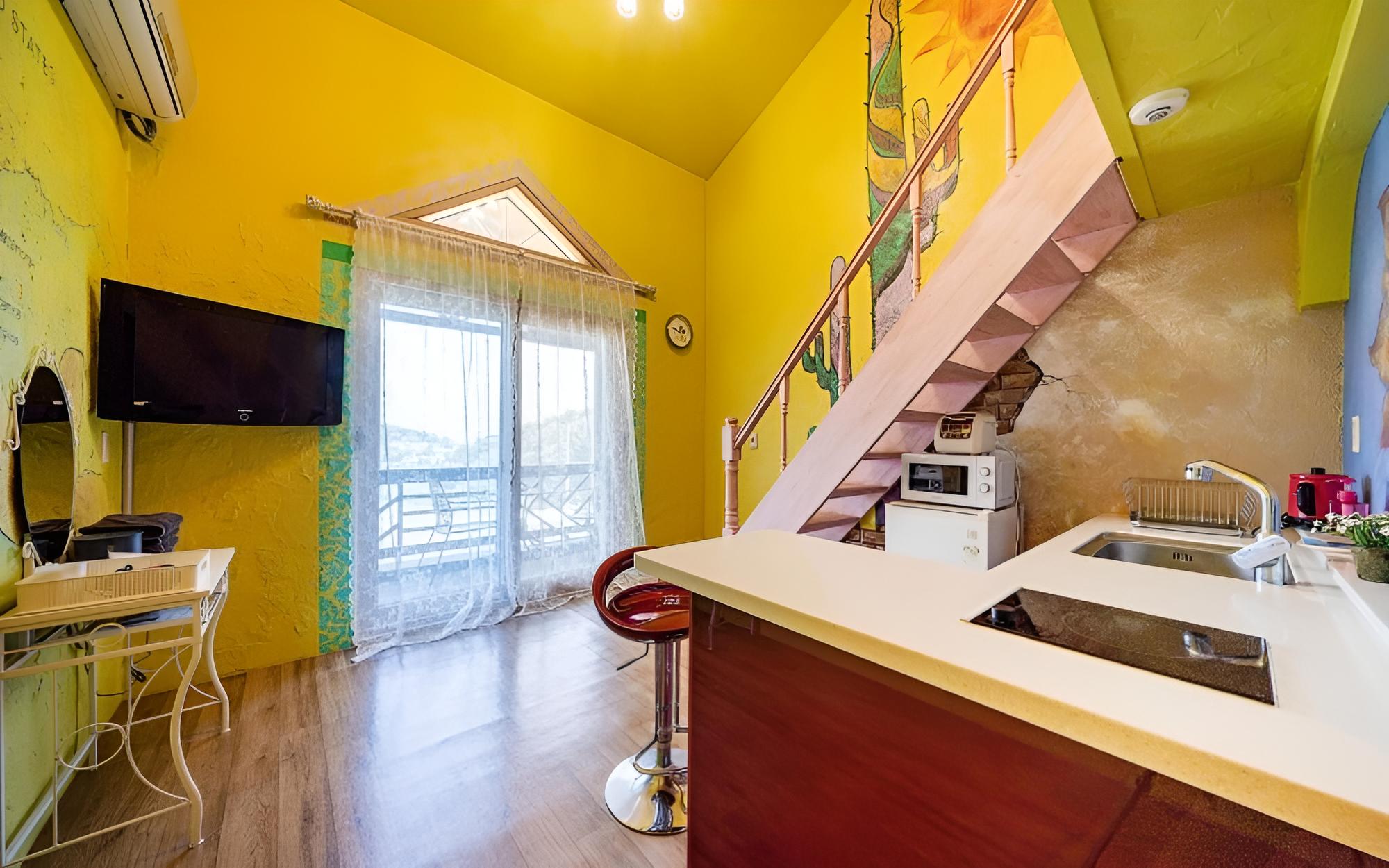 Taean Baja California Pension