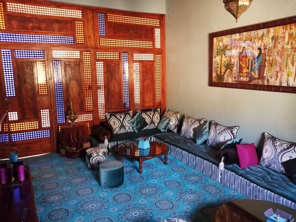 lounge