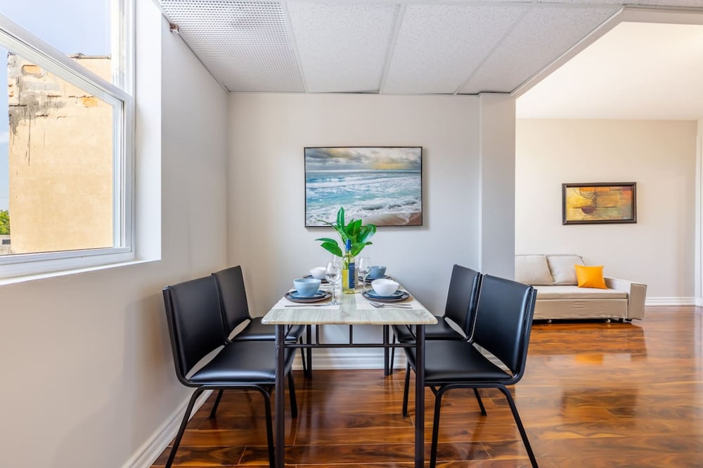 Chic 1BR Retreat Perfect for Niagara Falls Trips