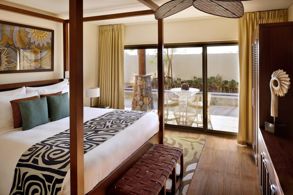 Lapita, Dubai Parks and Resorts, Autograph Collection