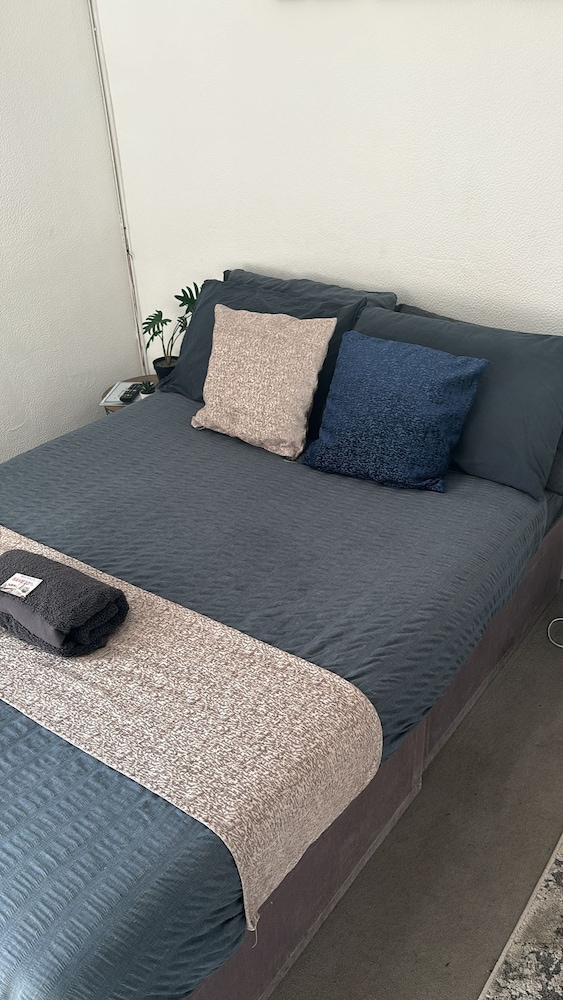 NEW Privacy Suite Serene Apt