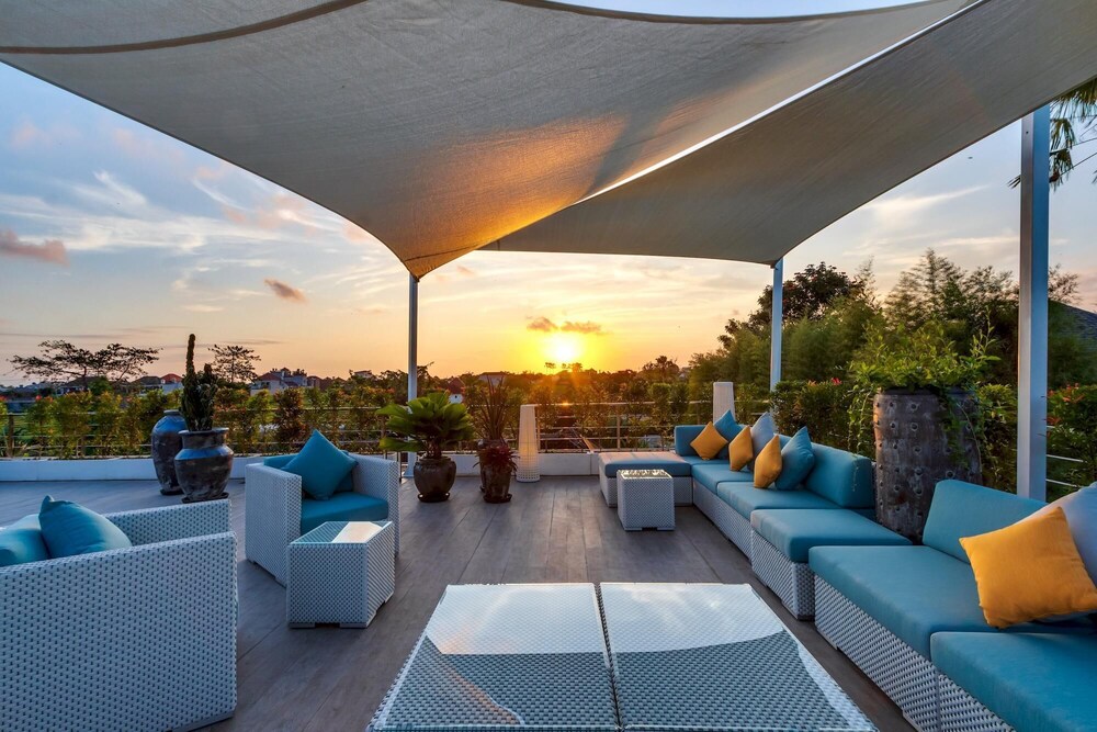 Sundance Villa