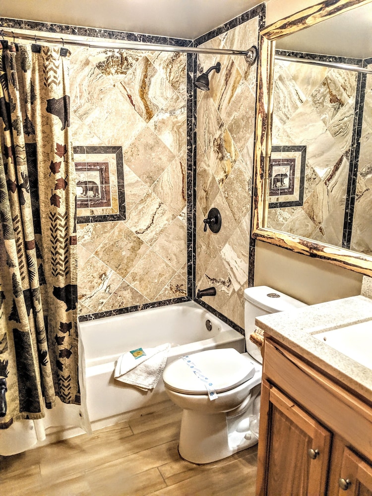 Snow Summit Townhouse Rentals & Sales