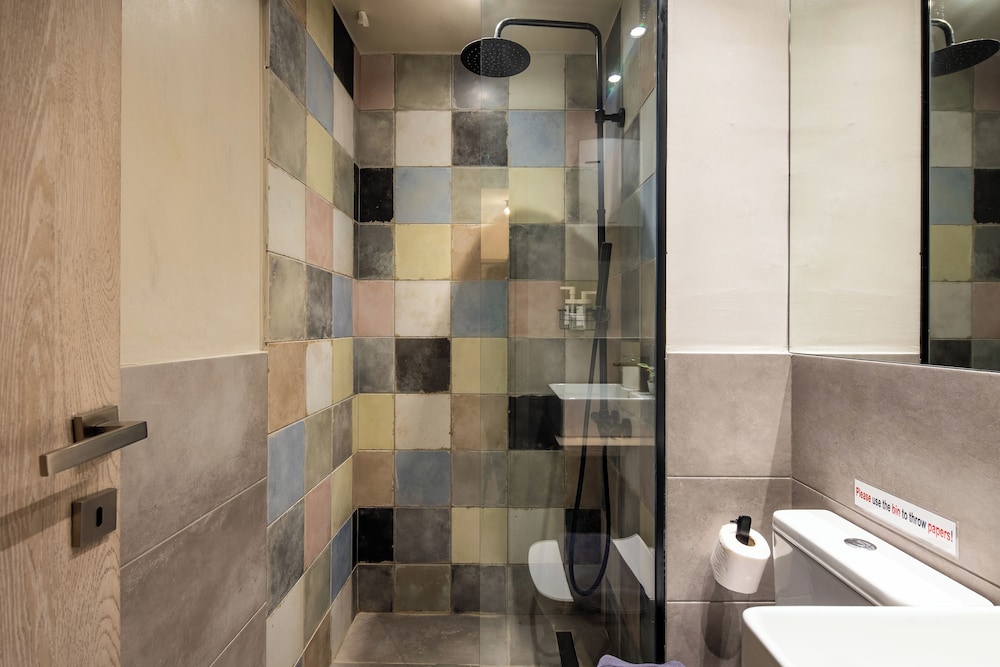 Zappa 2-BR Apt With Terrace in Athens
