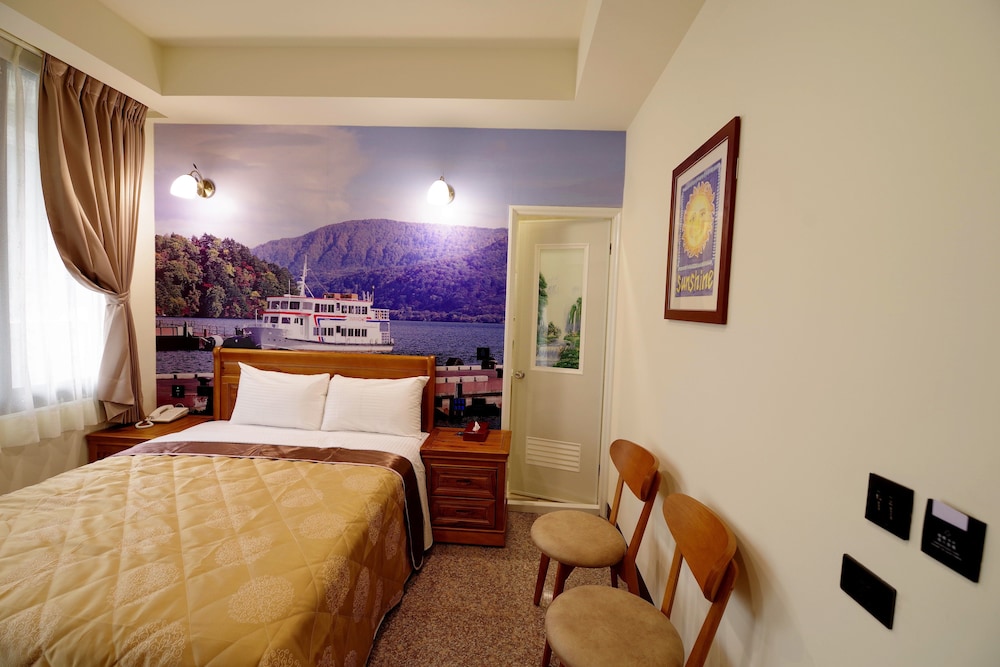 Lucky Hotel