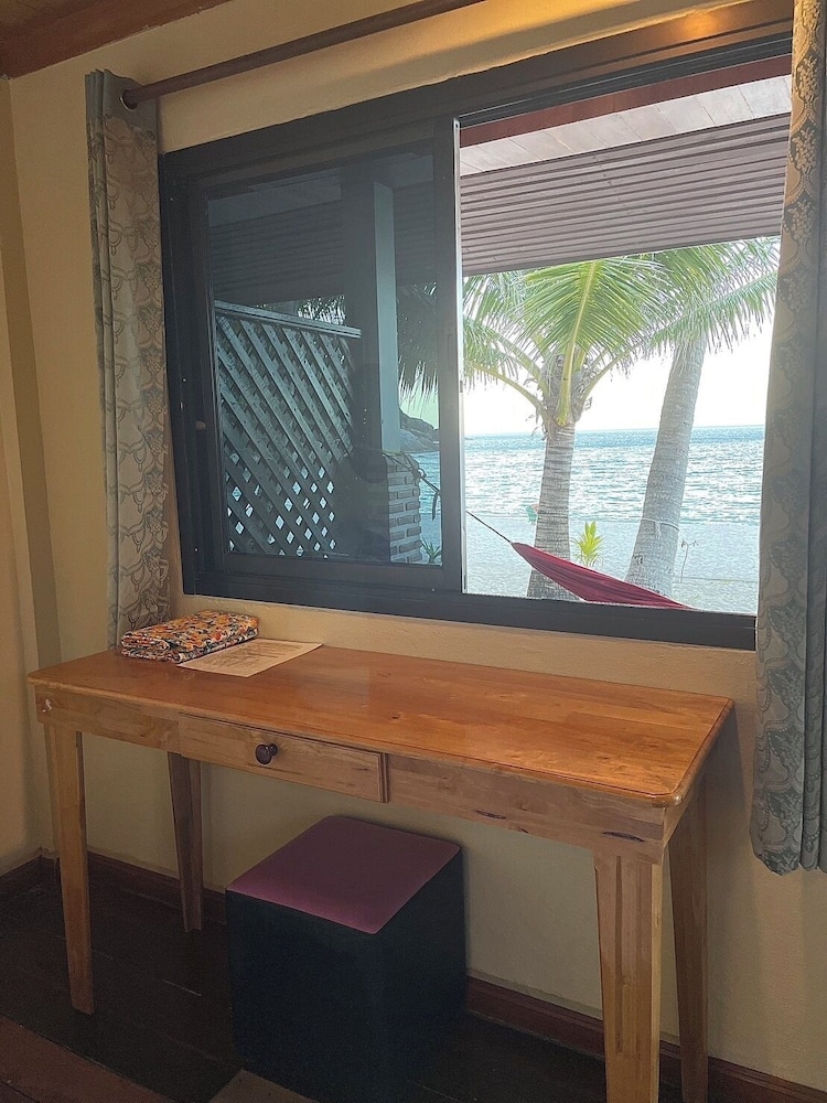 Bottle Beach 1 Resort