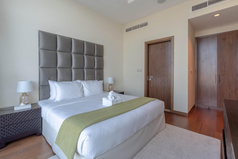 Modern Charming Sea View Apt In Palm Jumeirah