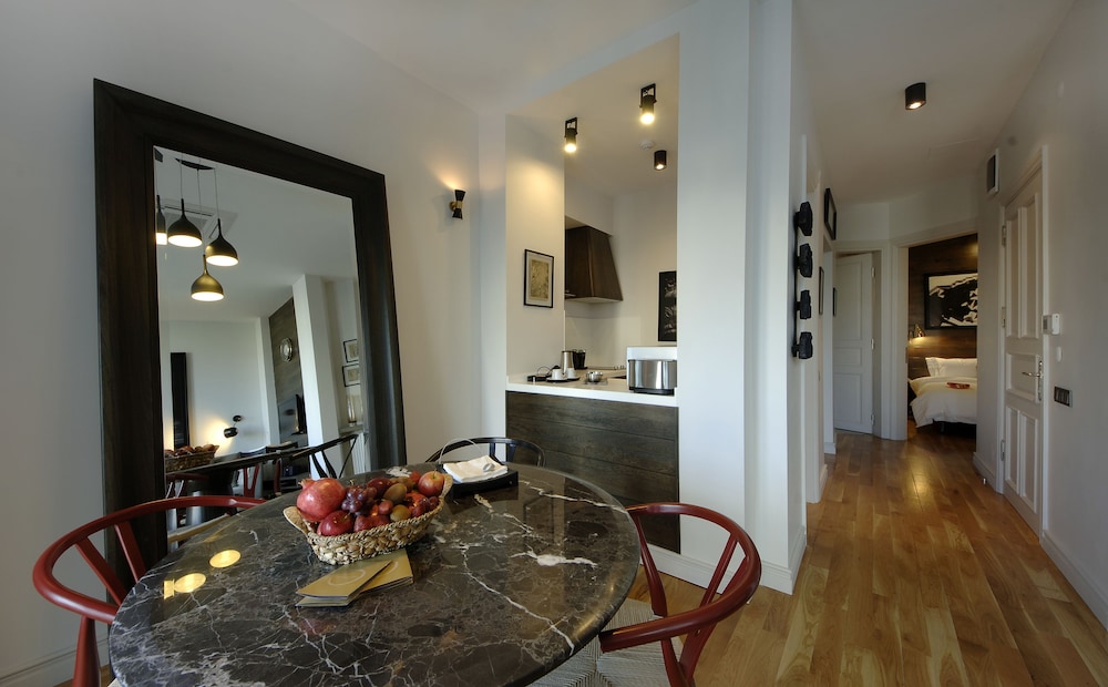Urban Suites İstanbul - Image 23