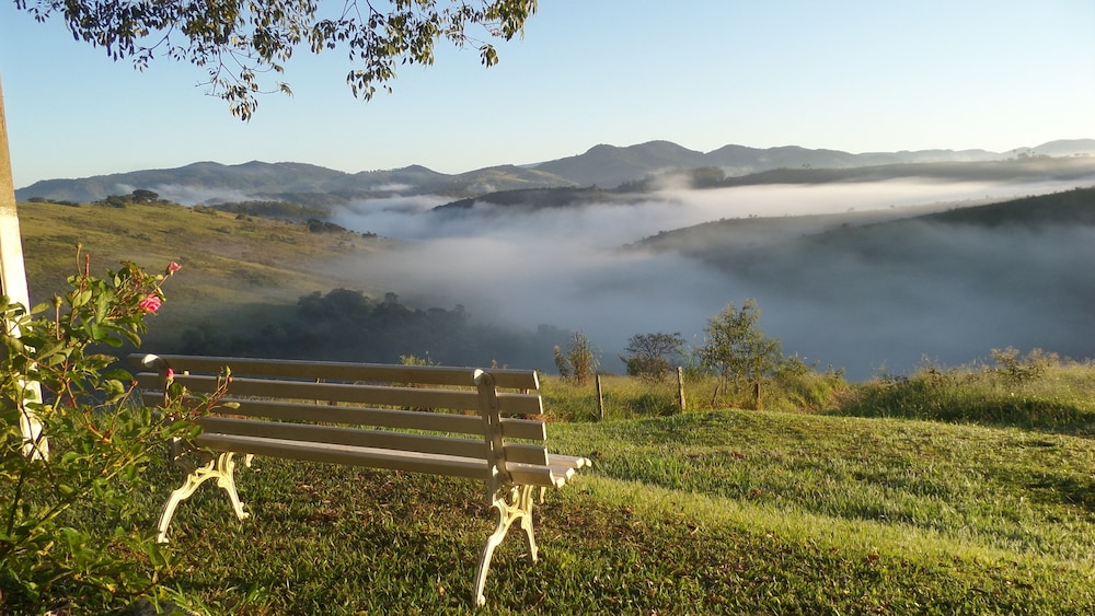 Pousada Canto do Lago