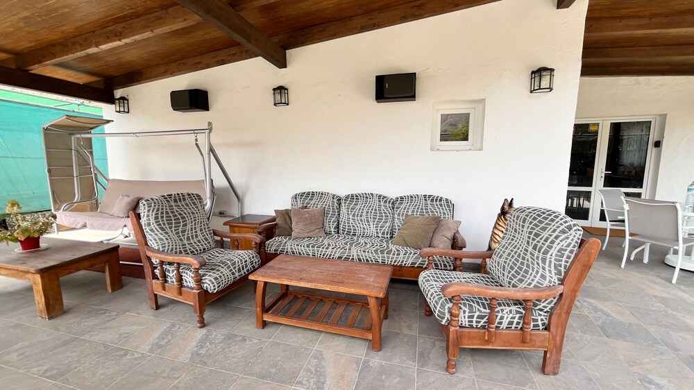 Large Country House Near Maspalomas & Fataga