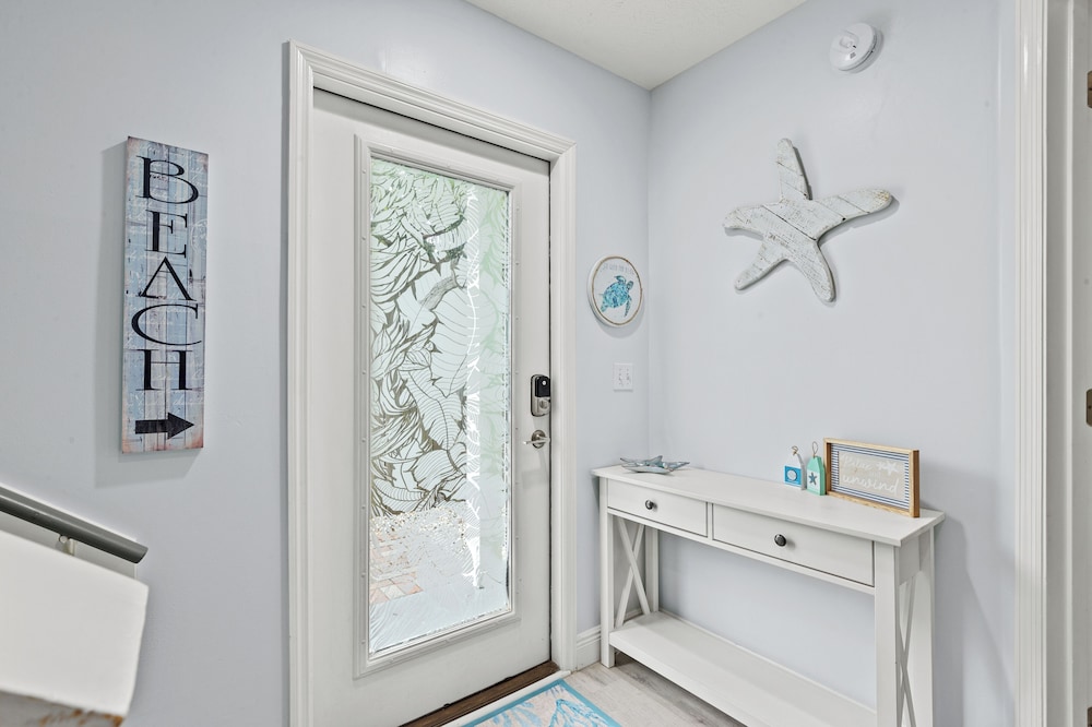 Sago by the Sea: 2-bed, 2.5-bath Retreat Steps From the Beach, Sleeps 7!