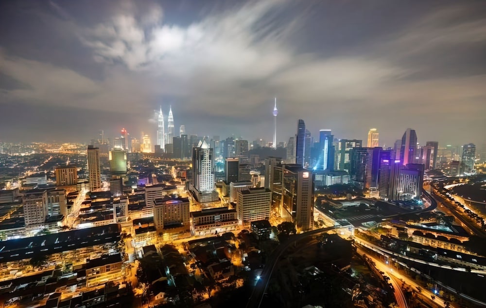 SOHO Suites KLCC by Emily in Town