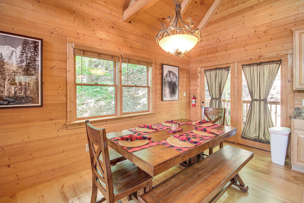 North Georgia Mountains Cabin w/ Beach Access