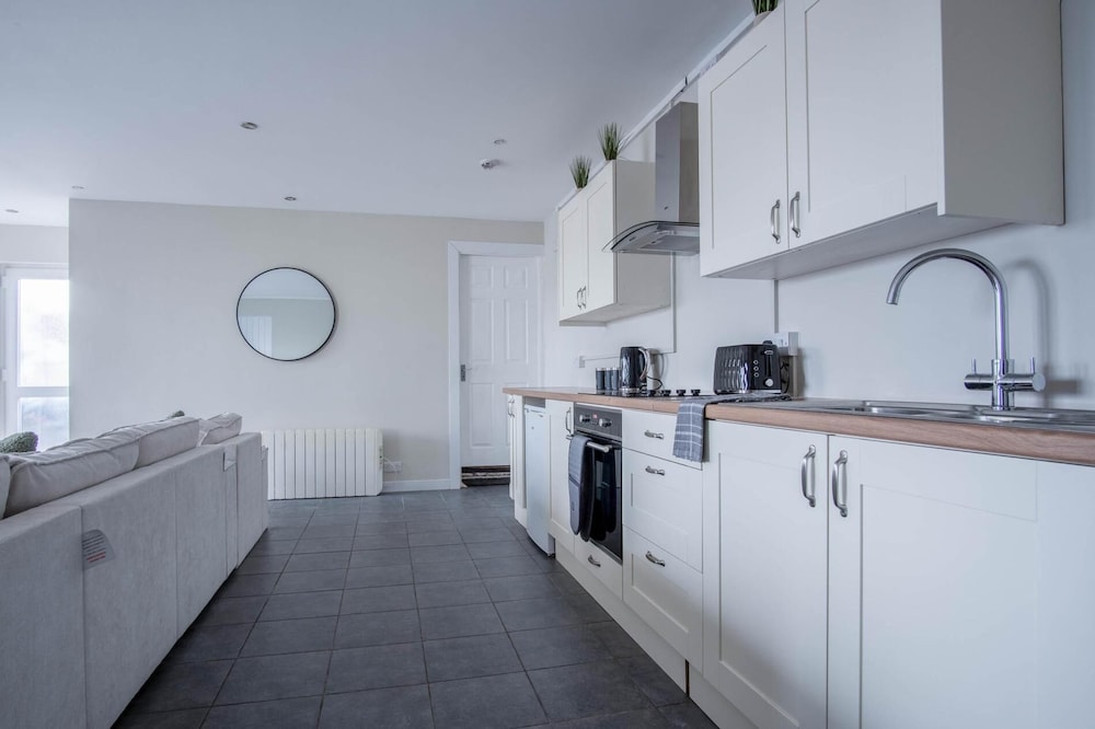 Ridgeway Retreat - 1 Bedroom Cottage - Manorbier