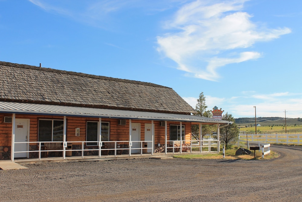 The Riverside Ranch RV Park, Motel & Campground