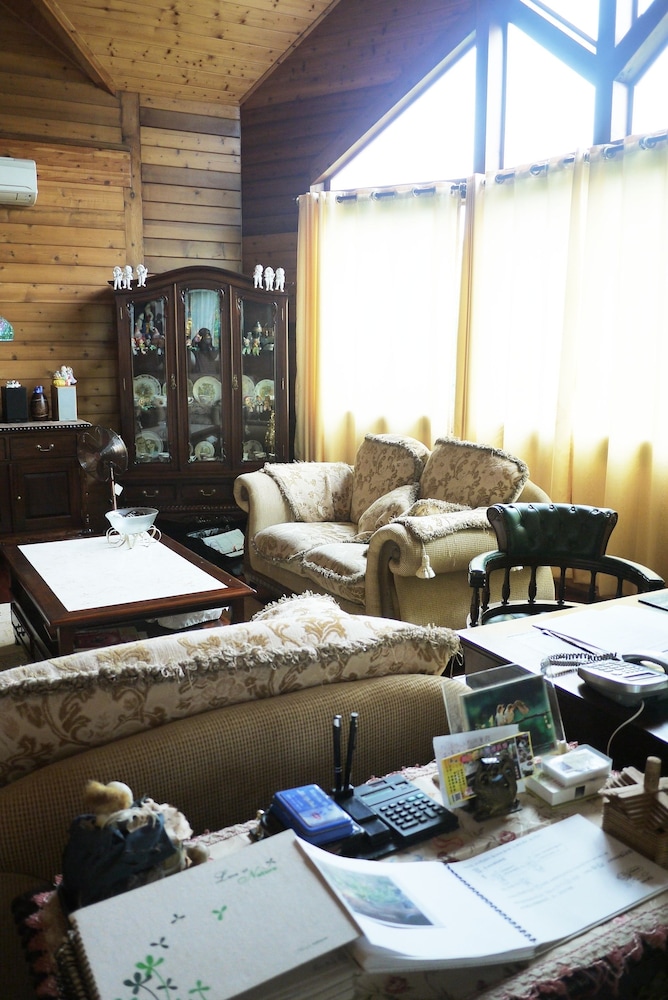 Hsinchu Emei Canadian WoodHouse Homestay