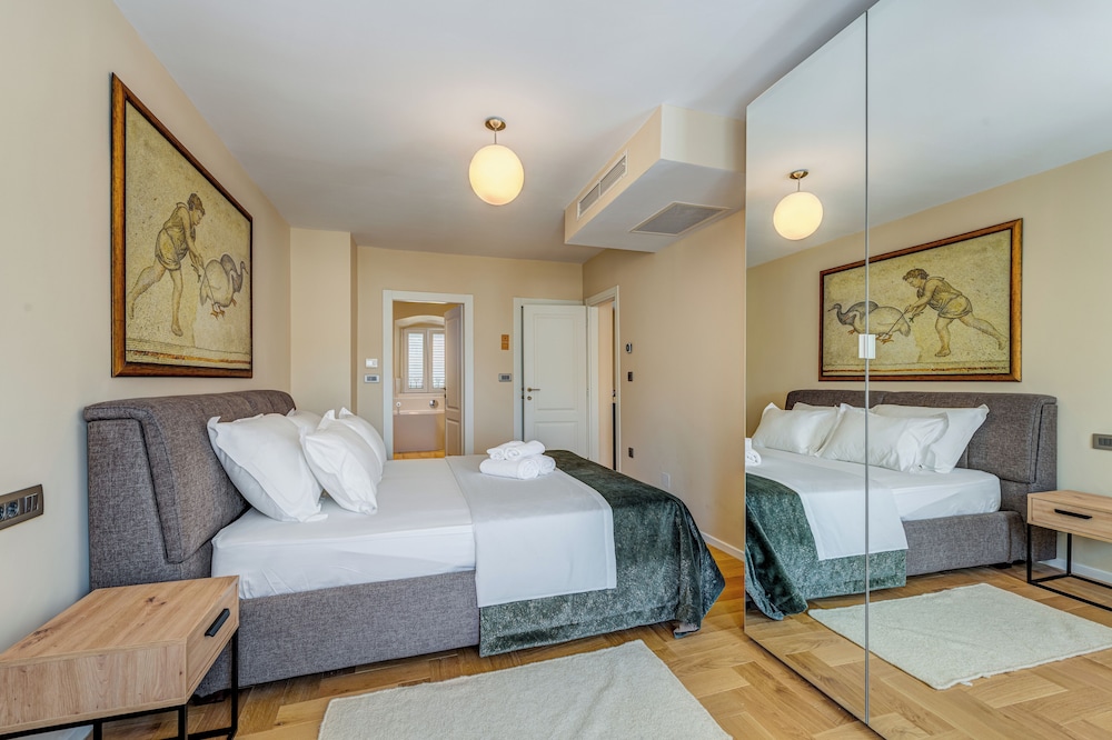 Porta Stella 2-Bedroom Luxury Apartment